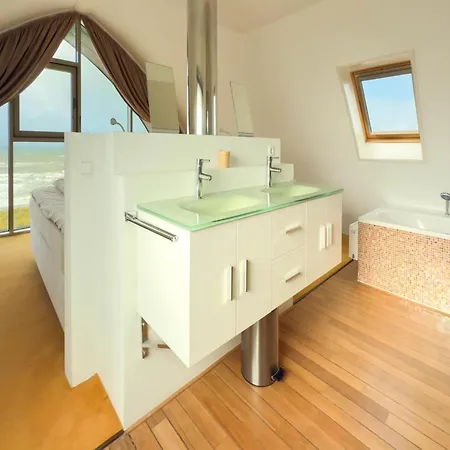 Luxury Beachfront For 5
