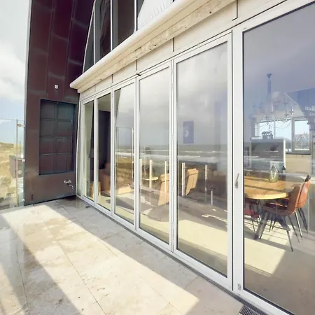 Luxury Beachfront For 5 شقة إغموند آن زي