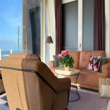 Luxury Beachfront For 5